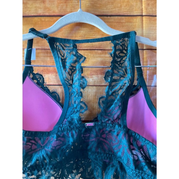 Victoria's Secret Date Lightly Lined Bralette Size Medium NWT - Picture 5 of 7